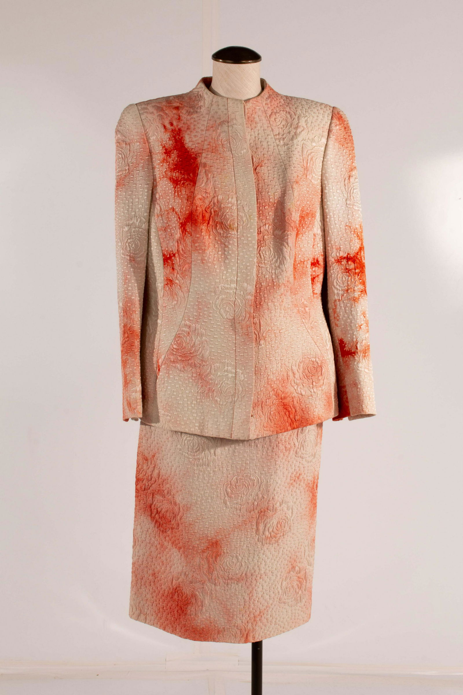 Lourdes Chavez Silk & Wool, Embossed 3 Pc Skirt Suit Ombre Salmon, Size 10 (1 of 19)