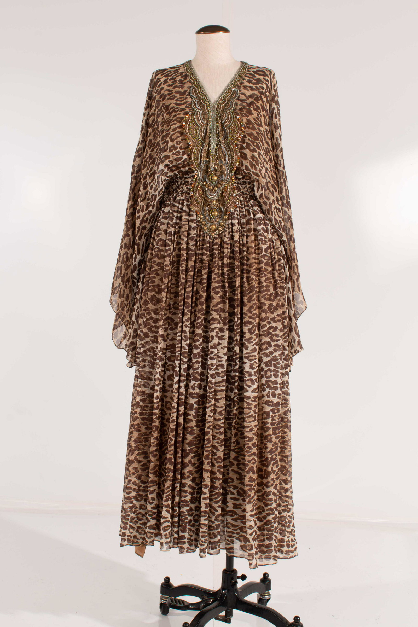 Reem Acra Silk Georgette Beaded Pleated Gown Leopard, Size 8: Reem Acra Silk Georgette Beaded Pleated Gown Leopard w/Reem Acra Slip, Size 8, Brown, Some Snags on Slip, Elastic Waist Band, Front 51", Collar to Cuff 25", Back Top Collar to Bottom 53"