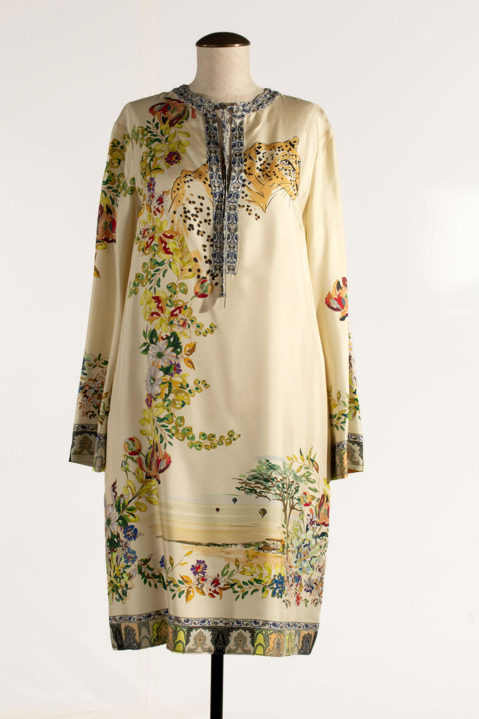 Etro Silk Tunic Dress Serengeti Yellow: Etro Silk Tunic Dress Serengeti Yellow SIZE 46 CRÈME (small spoton left shoulder) Front collar to bottom 35" ; Back collar to bottom 38" ; collar to cuff 28.5 " ; shoulder to cuff 23" ; chest 19"