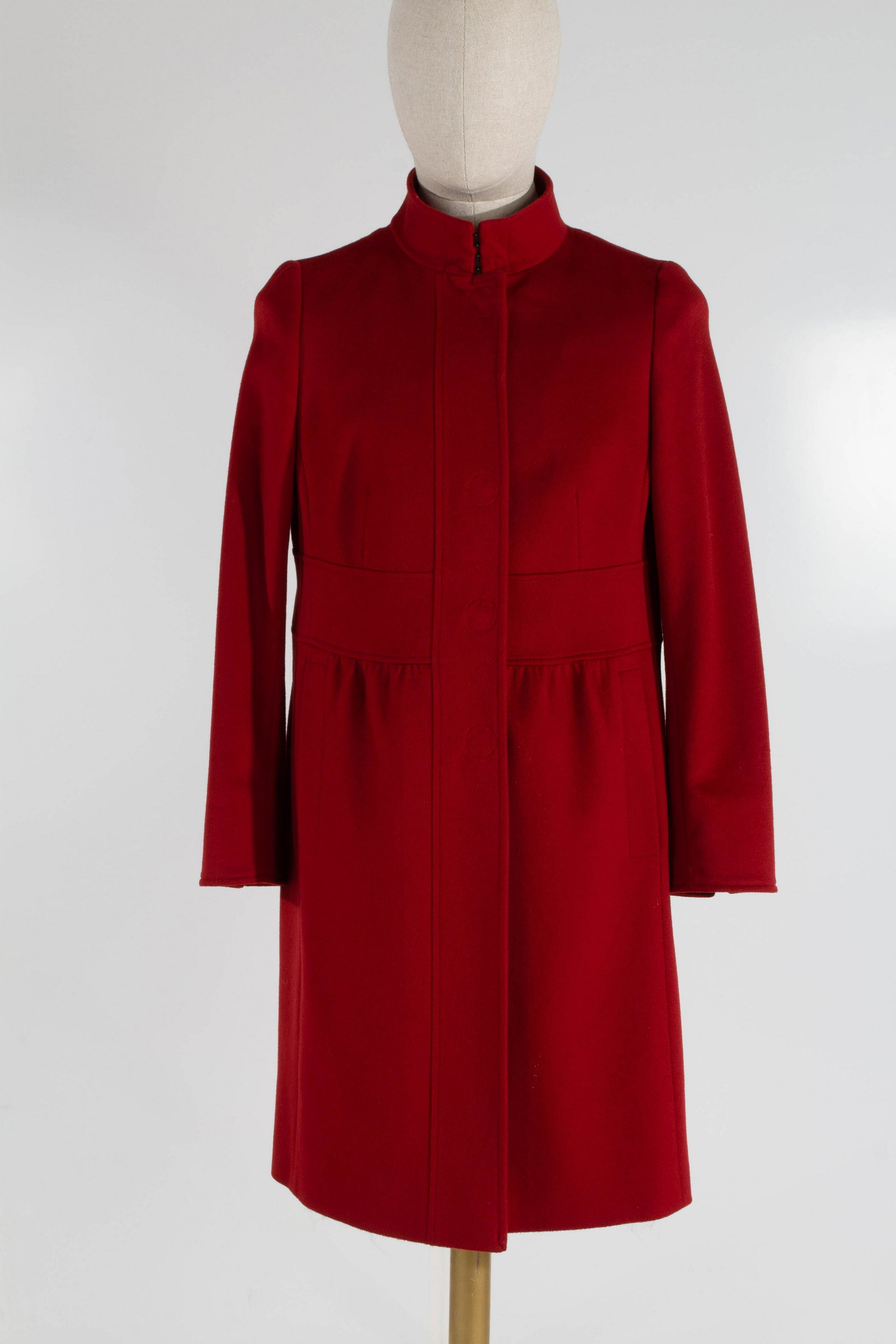 Akris Punto For Bergdorf Goodman Wool Coat Brick, Size 12, 100% Wool: Akris Punto For Bergdorf Goodman Wool Coat Brick, Size 12, 100% Wool, Front 39", Chest 15", Collar to Cuff 29", Shoulder to Cuff 24", Back Top Collar to Bottom Hem 39", Pit to Pit 20, Pit to Cuff 16" 