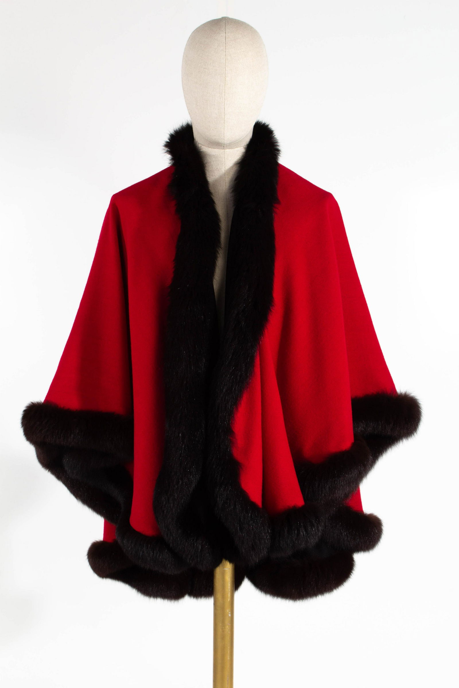 Jersey Fur Trim Reversable Opera Cape Red/Blk (1 of 12)