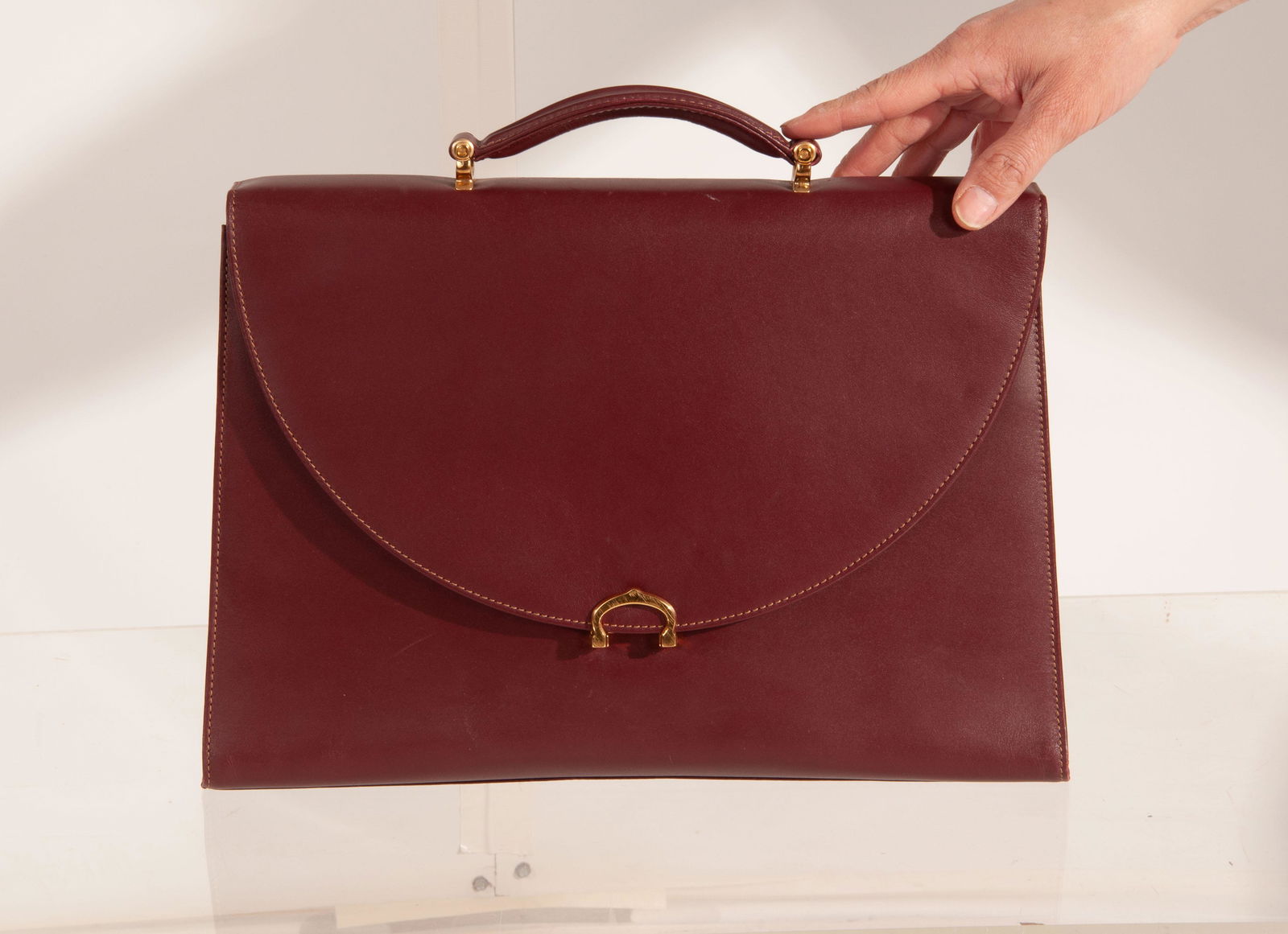 Must de Cartier Attaché Burgundy (1 of 14)