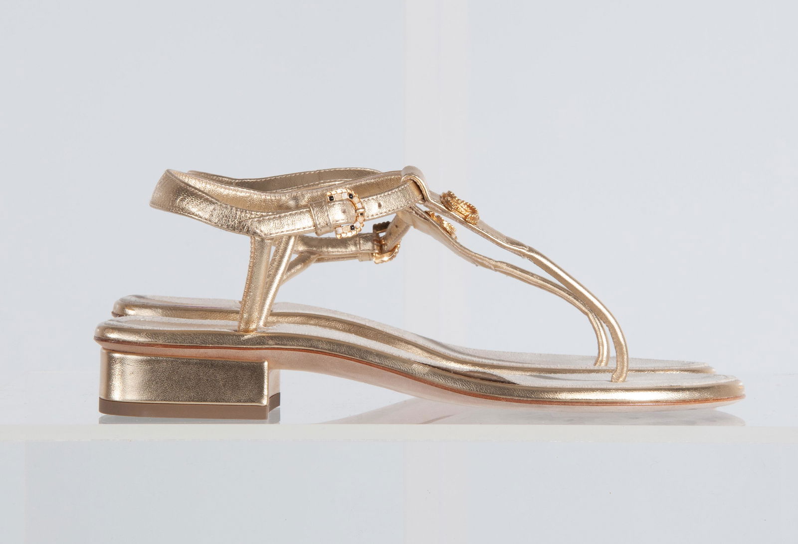 Chanel Leather T Strap Gold Logo Gold Size 38 (1 of 12)