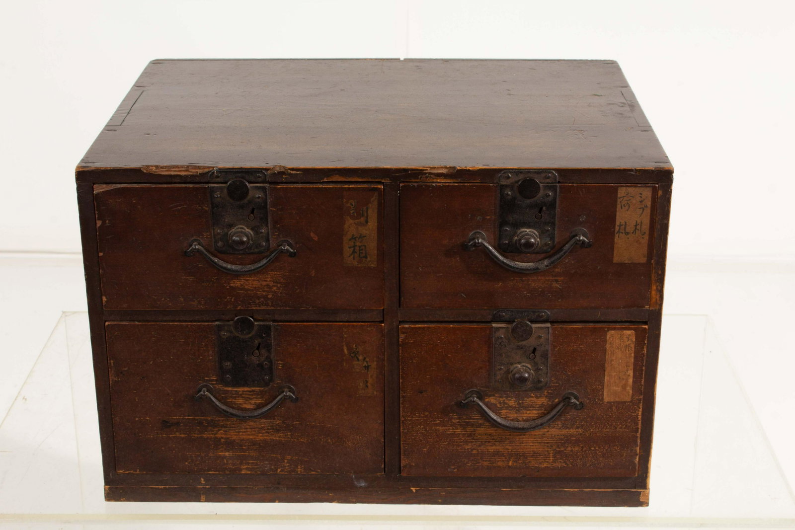 Antique Japanese Tansu: Antique Japanese Tansu