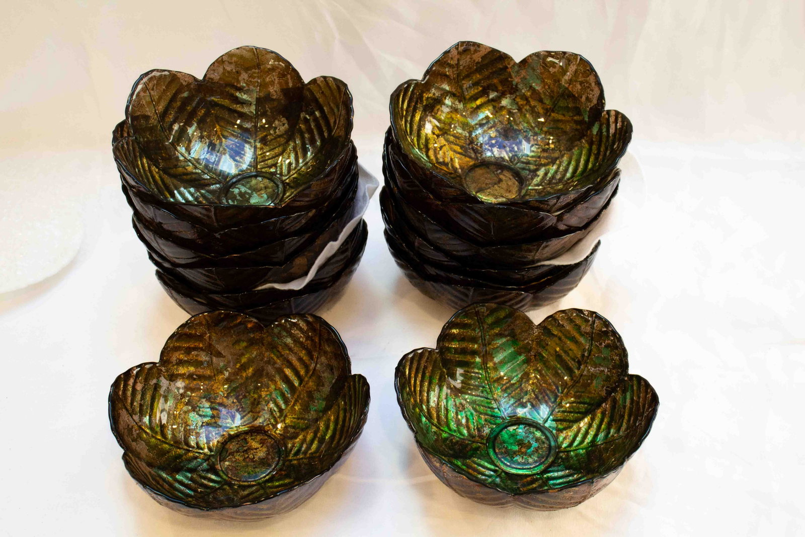 Glass Cabbage Leaf Bowls Set of 12: Glass Cabbage Leaf Bowls Set of 12