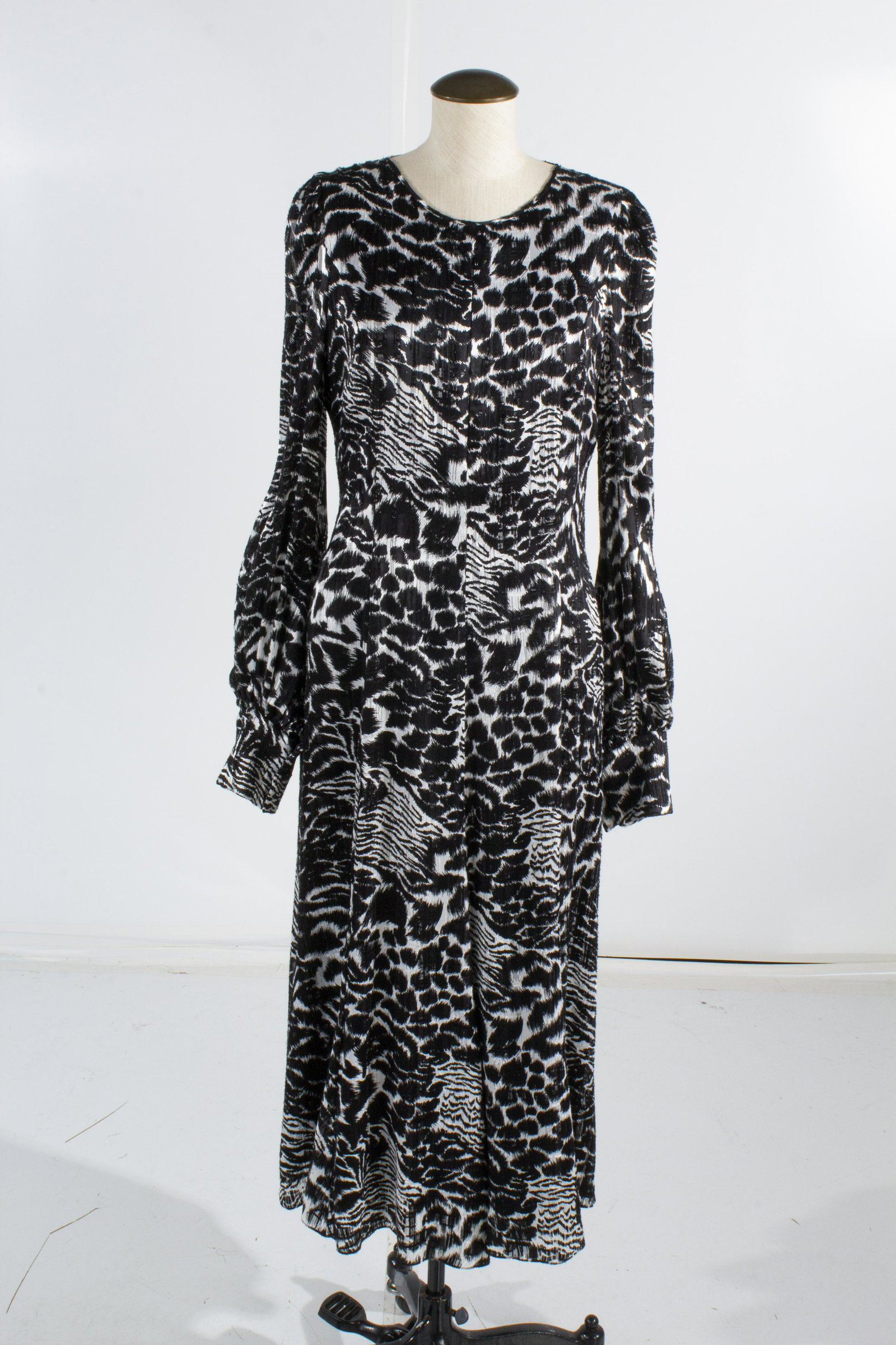 Andrew GN Silk Blend Caftan w/Front Cleavage Zipper, Size 44, Animal Print "Black & White" (1 of 14)