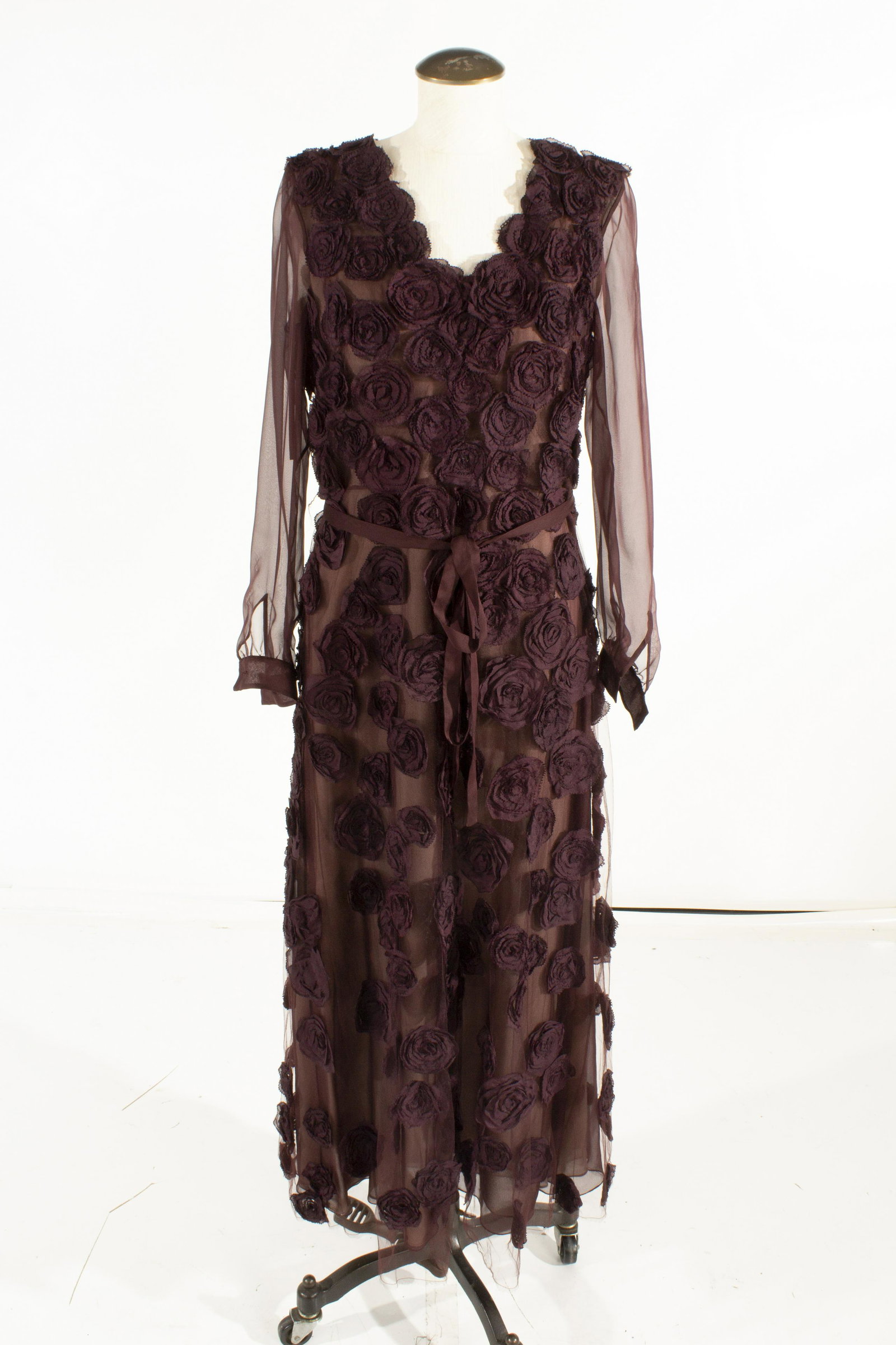 Valentino Floating Rosette Georgette Gown Aubergene, Size 10 (1 of 6)