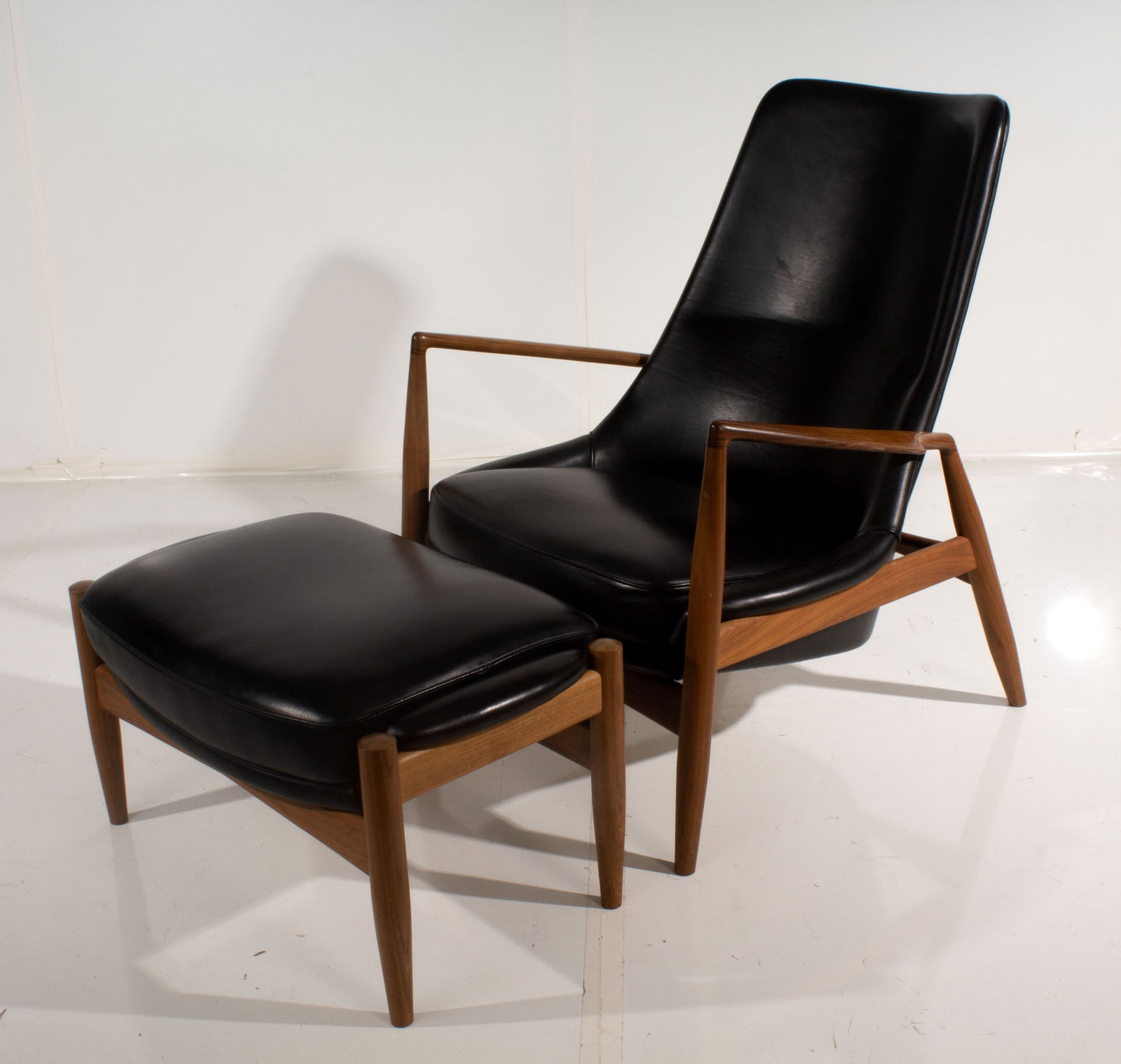 Petersen's Polstremobelfabrik Mid Century (c.1960) Danish Armchair and Ottoman (1 of 20)