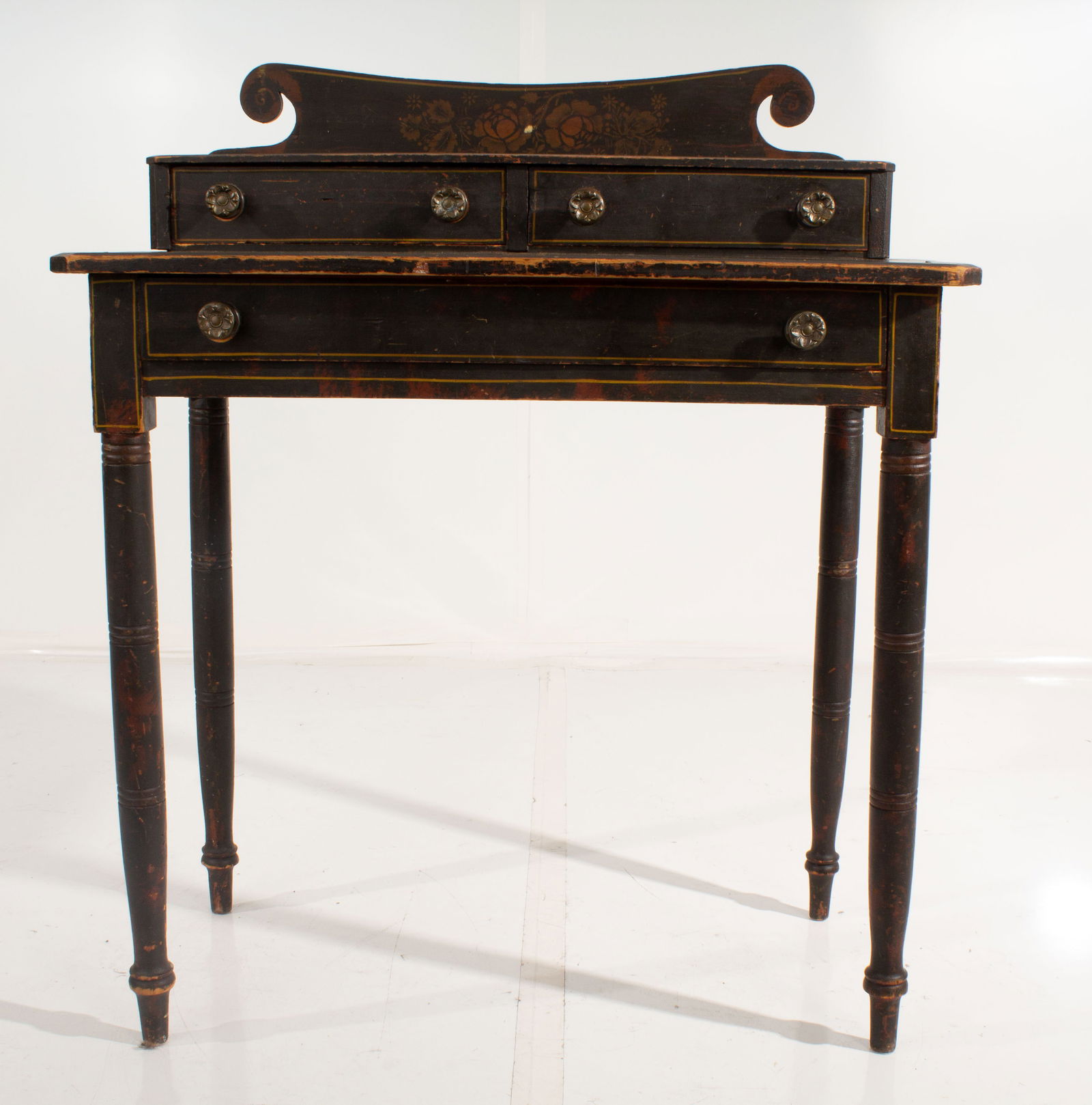 18th Century Hitchcock Desk from the Federal Late 1790 (1 of 16)