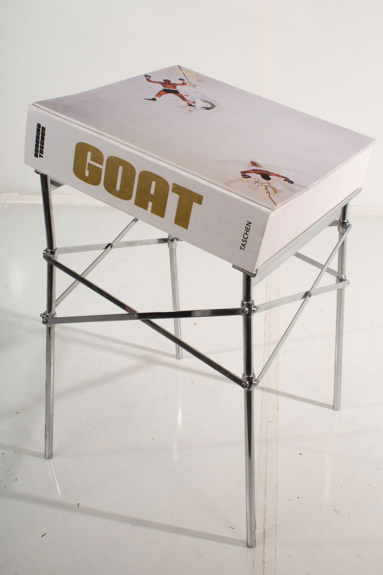 Muhammad Ali "GOAT" Sumo Benedikt Taschen collectors edition (1 of 18)