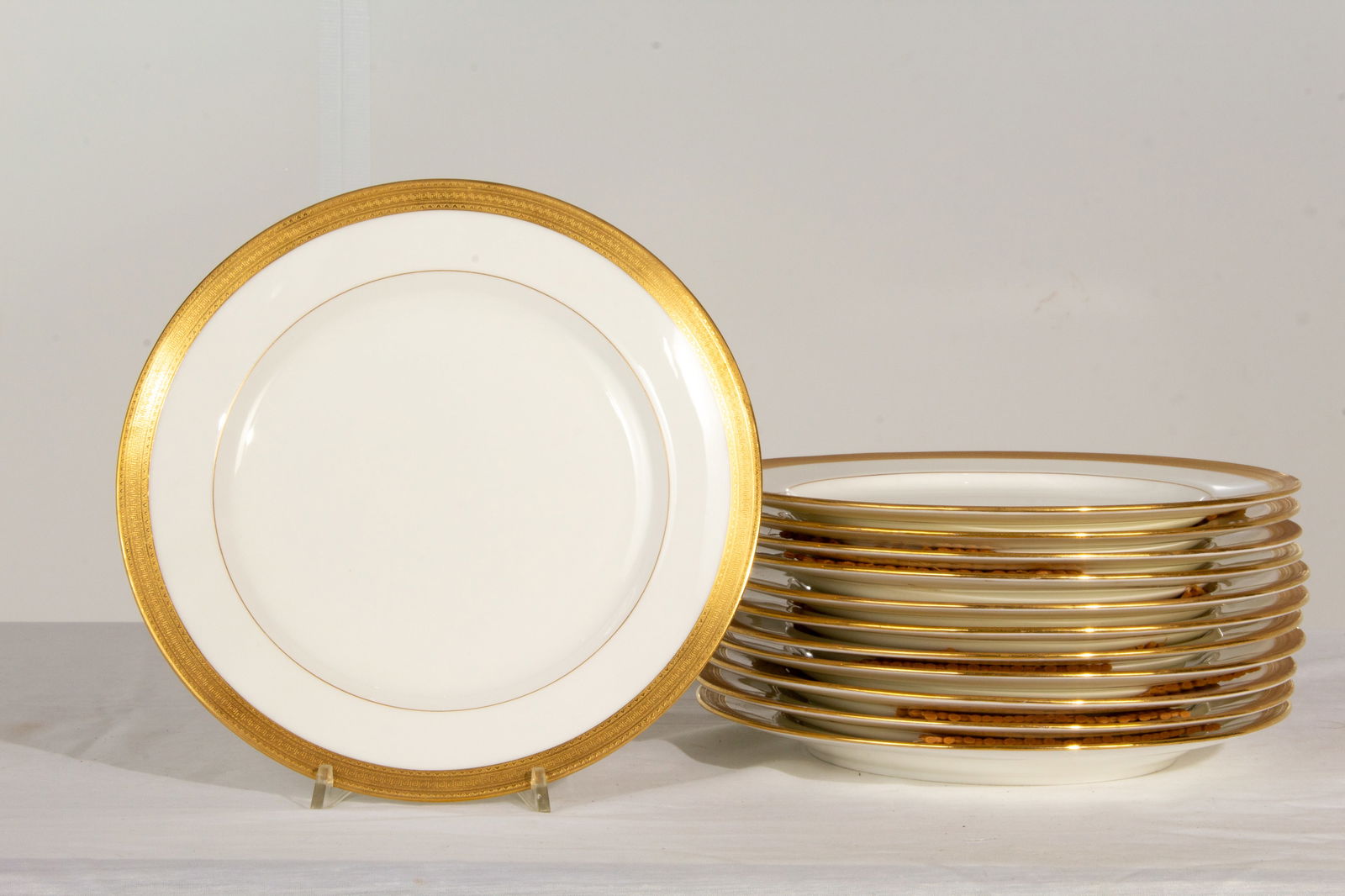 Minton Dinner Plates Greek Key Border #1935 10.1"(12 PCS) (1 of 9)