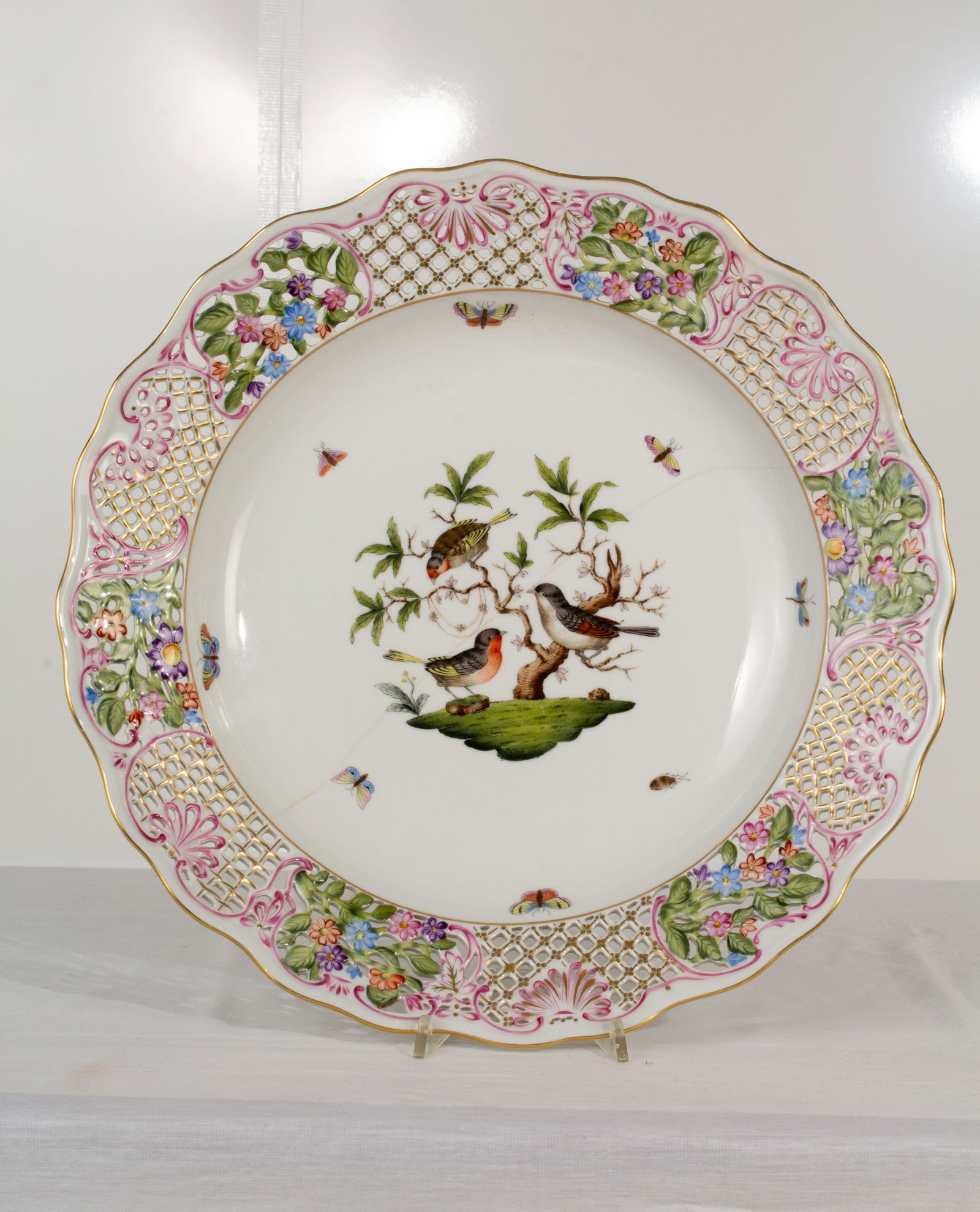 Herend Porcelain - Rothchild Bird - Reticulated Charger - Pattern #8401 RO 6 (1 of 12)