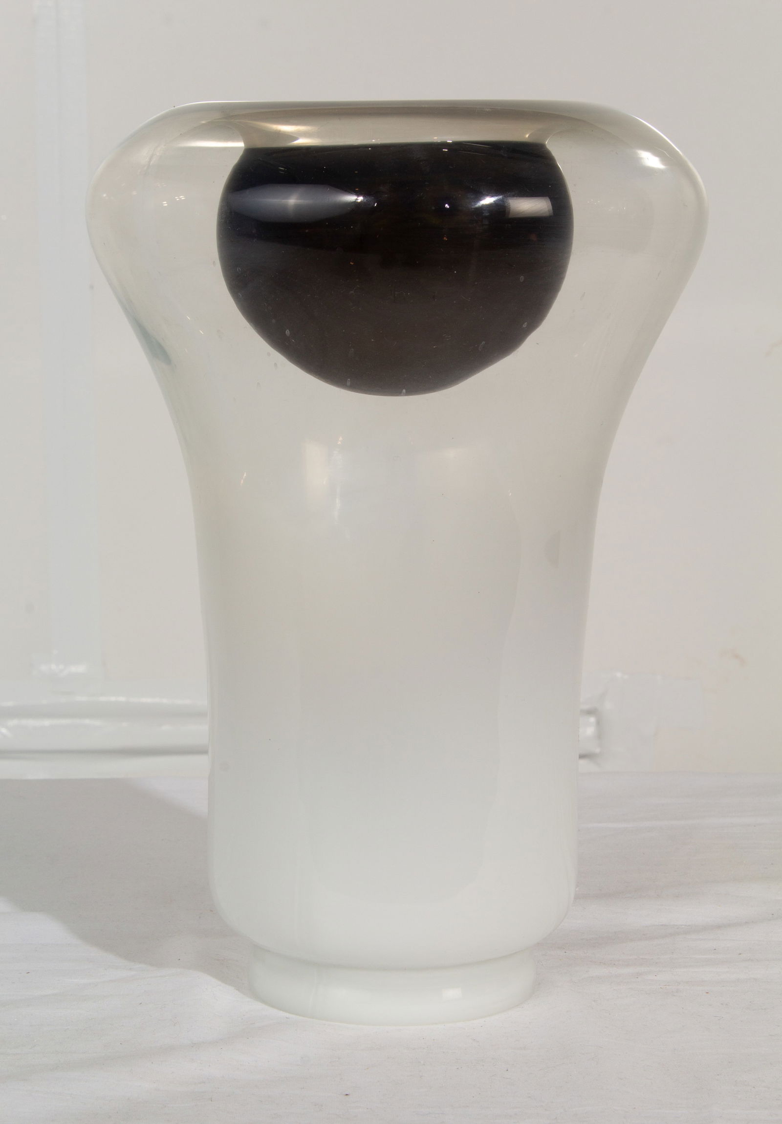 Angelo Mangiarotti "Saffo" Mid Century Glass Lamp Shade (1 of 5)