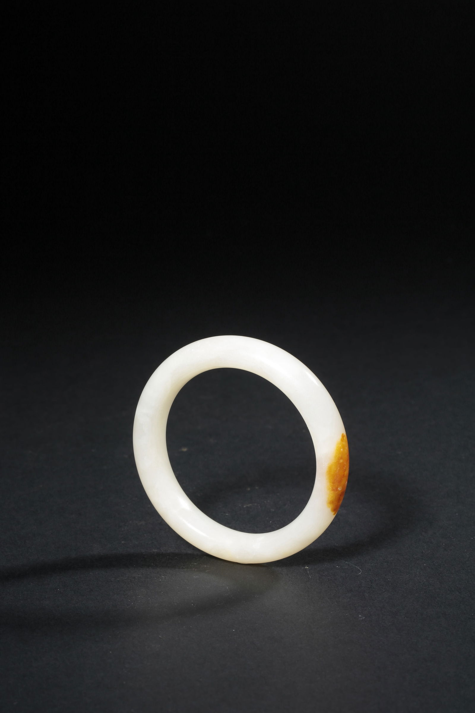 A WHITE JADE BANGLE,QING DYNASTY (1 of 1)