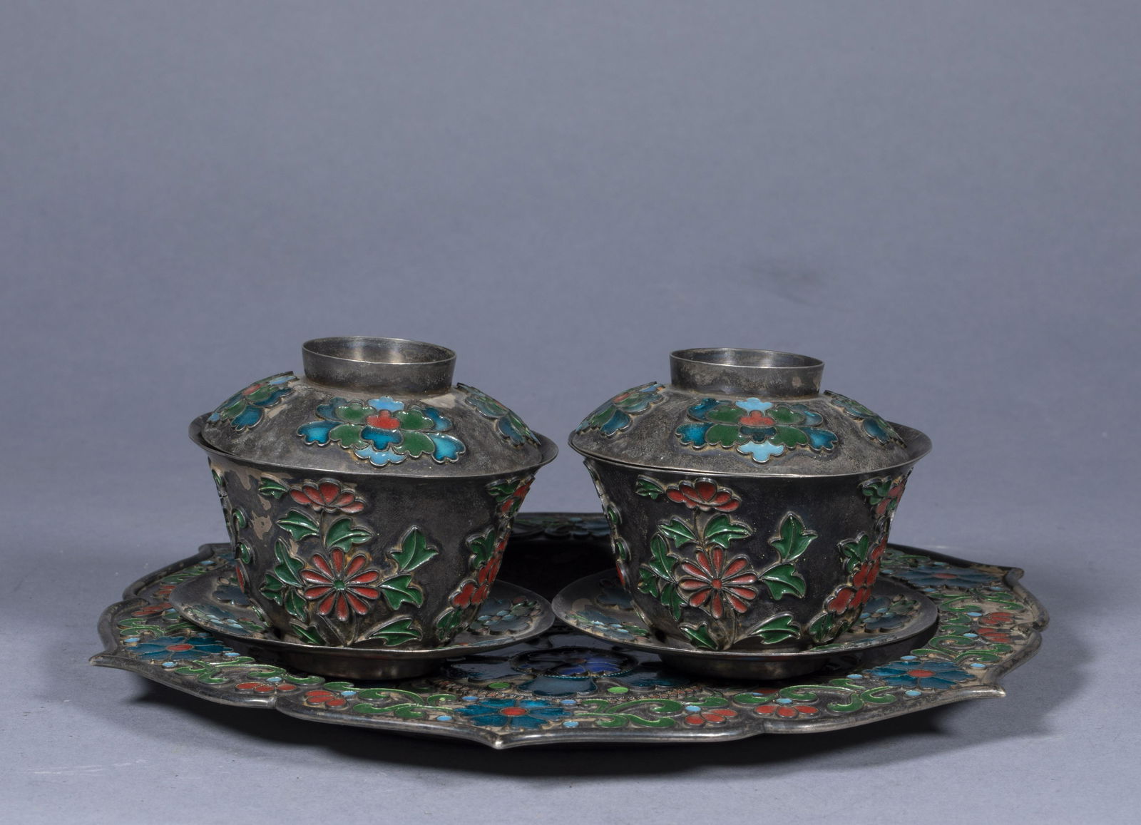A set of silver flower tea set in Qing Dynasty: A set of silver flower tea set in Qing Dynasty
