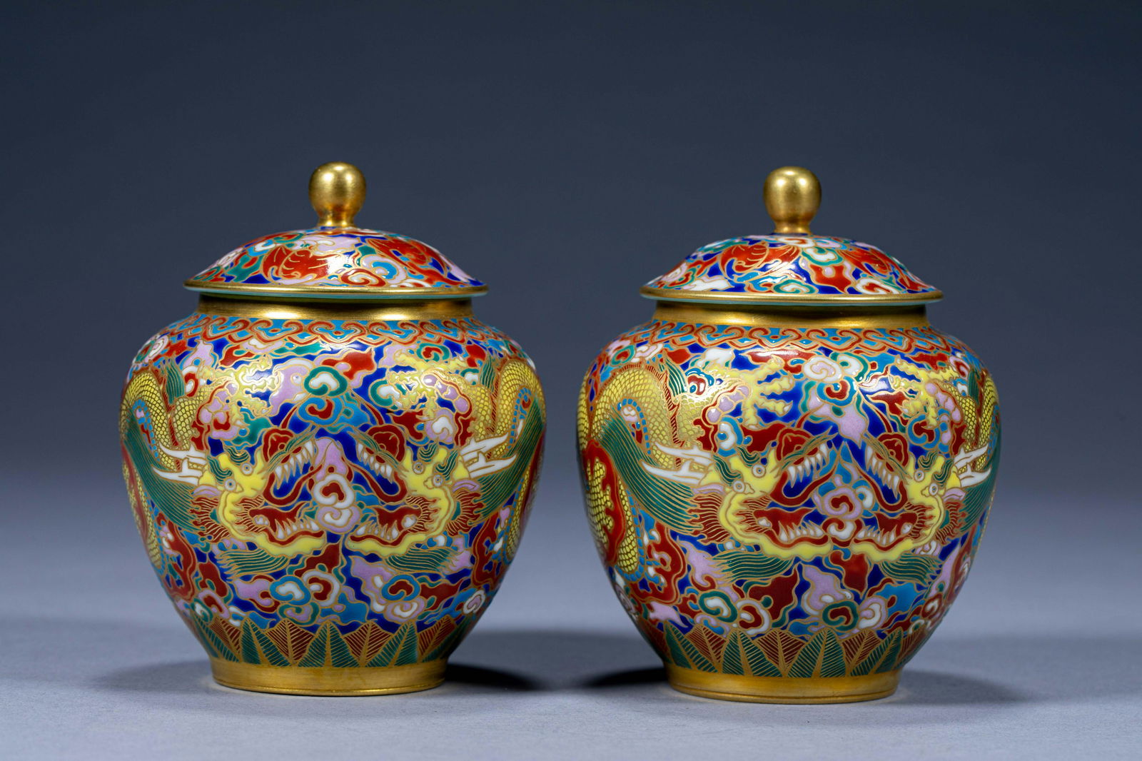 A pair of Qianlong style pastel two dragons playing with beads in Qing Dynasty, China (1 of 9)