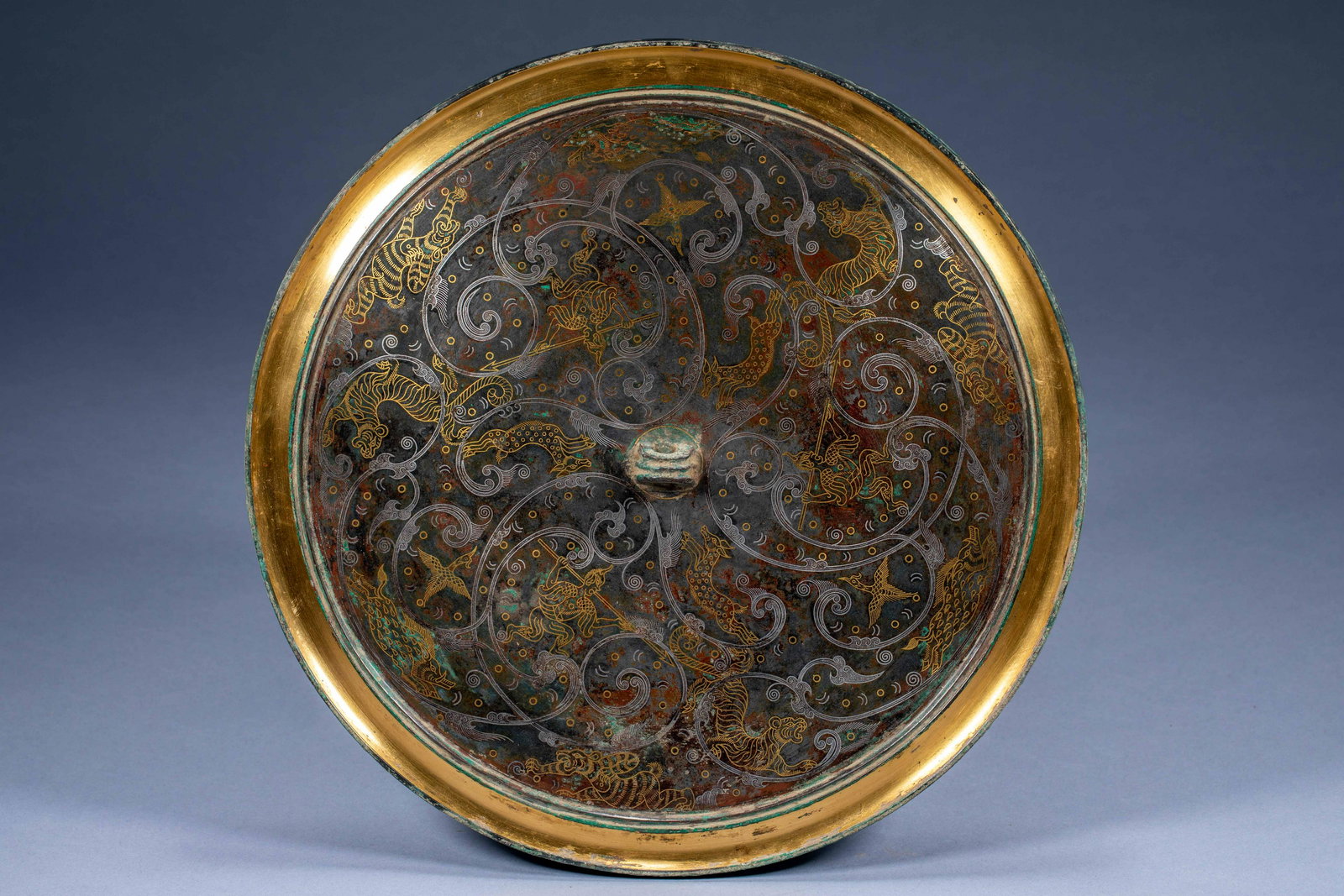 Ancient Chinese Cuo gold and silver gods hunting bronze mirror (1 of 8)