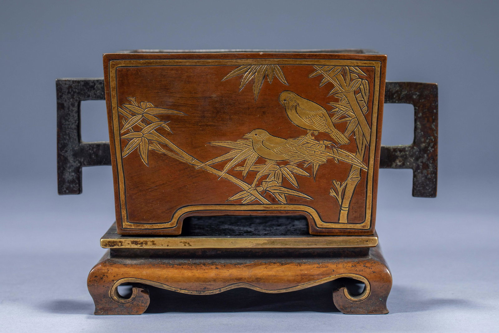 Chinese Ming Dynasty Xuande flower and bird bronze incense burner (1 of 6)