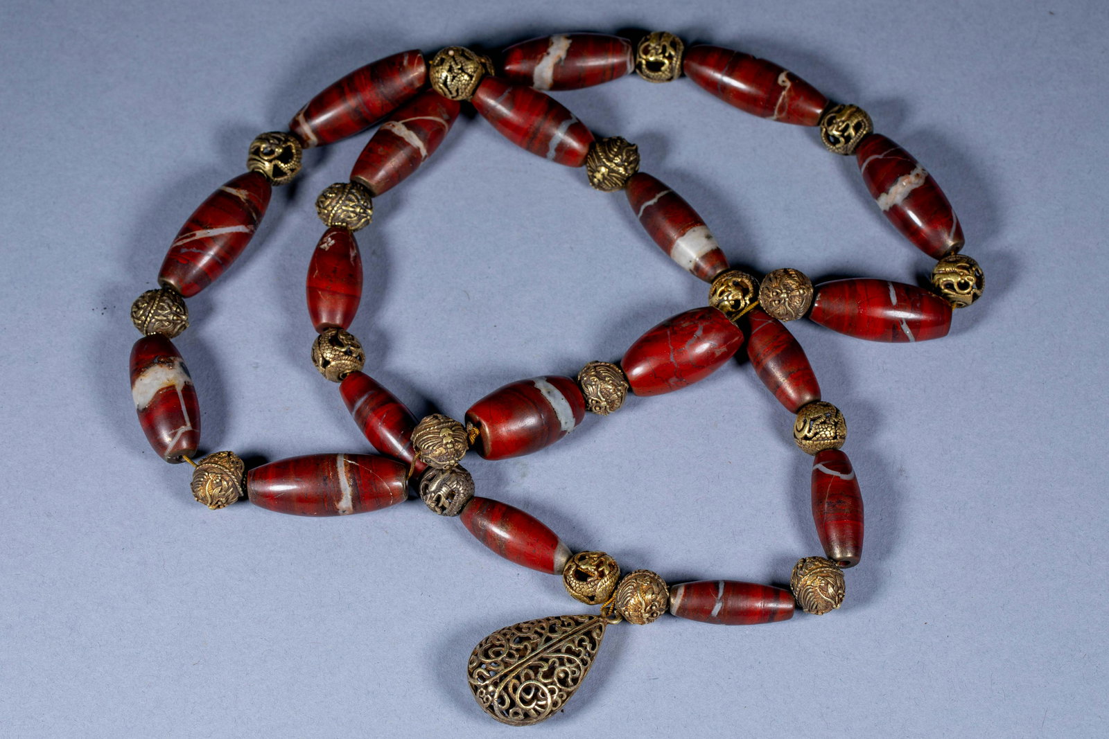 Chinese ancient agate dzi necklace (1 of 7)