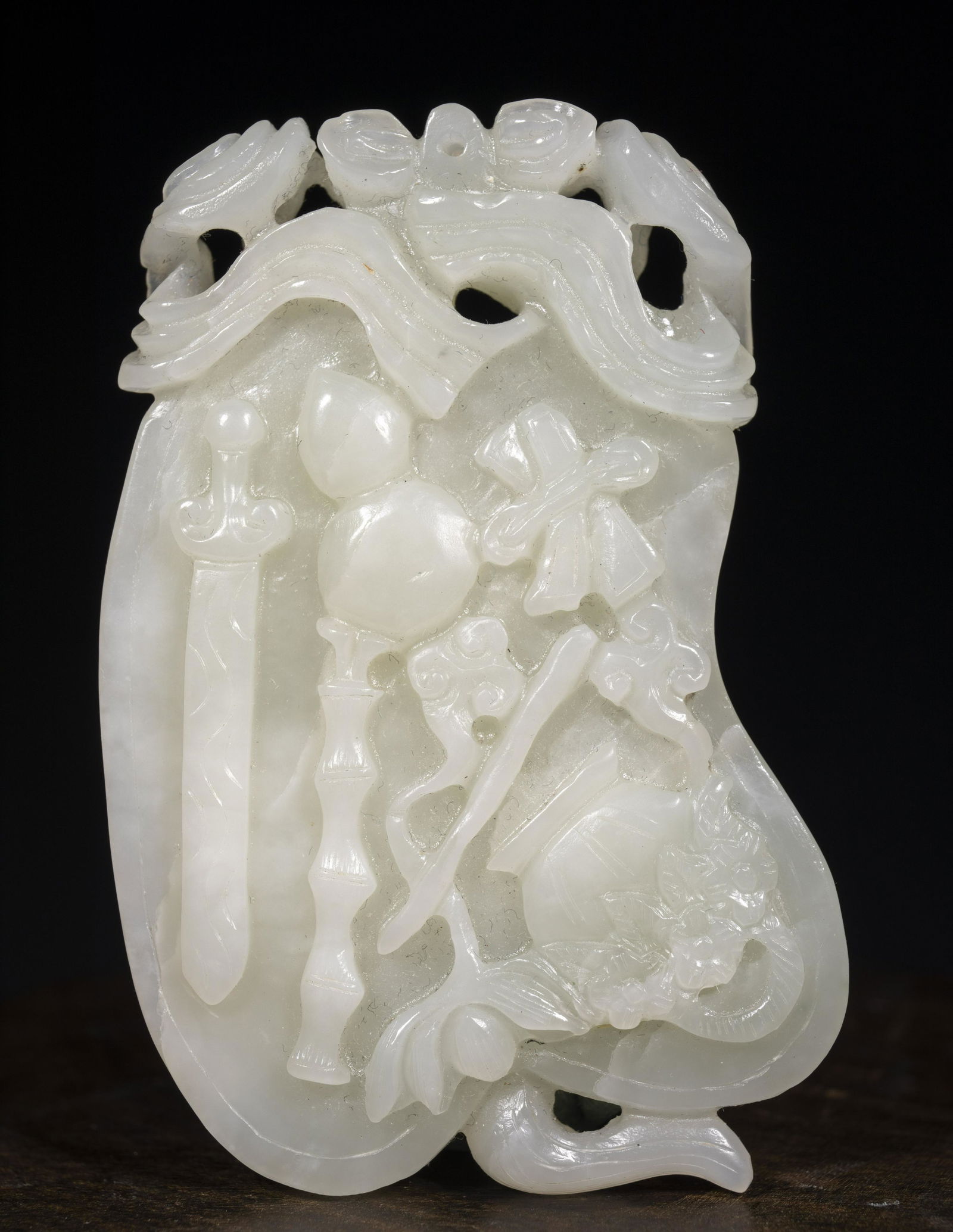 Eight treasures and five blessings of Hetian jade in Qing Dynasty (1 of 6)