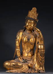 Bronze gilded sitting Guanyin Buddha statue