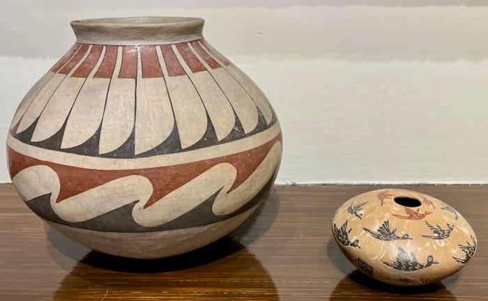 Two Ortiz pots from Mexico (1 of 9)