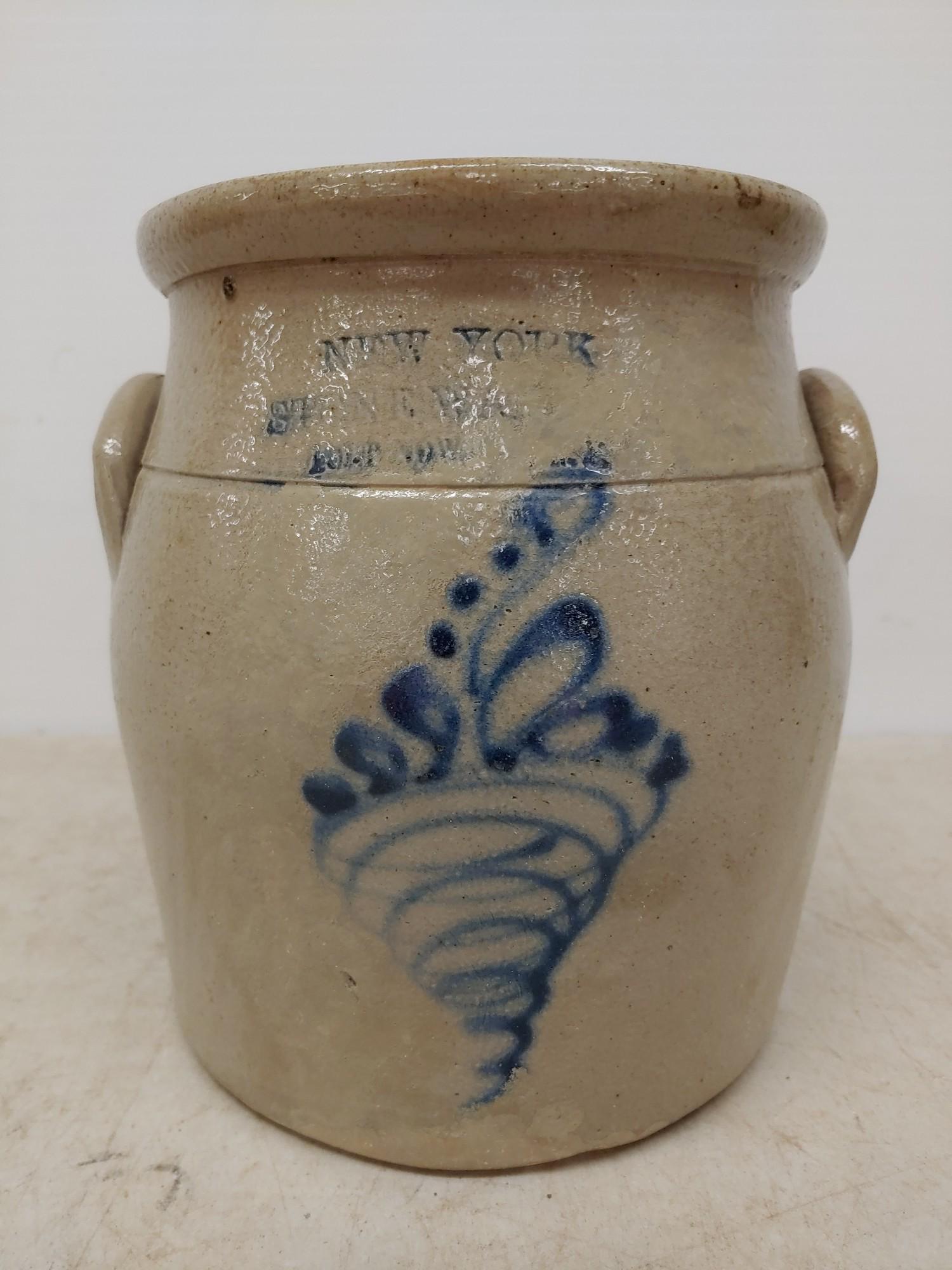New York Stoneware Bee Sting crock (1 of 9)