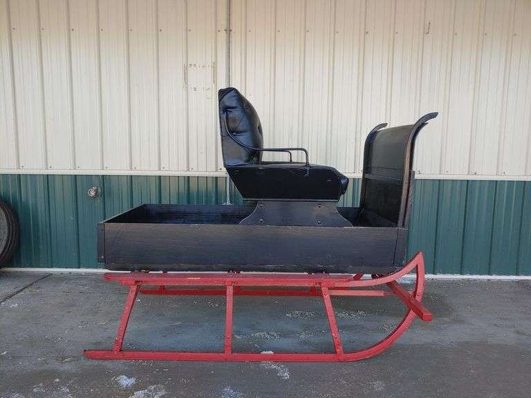 Horse Drawn cutter/Sleigh (1 of 13)