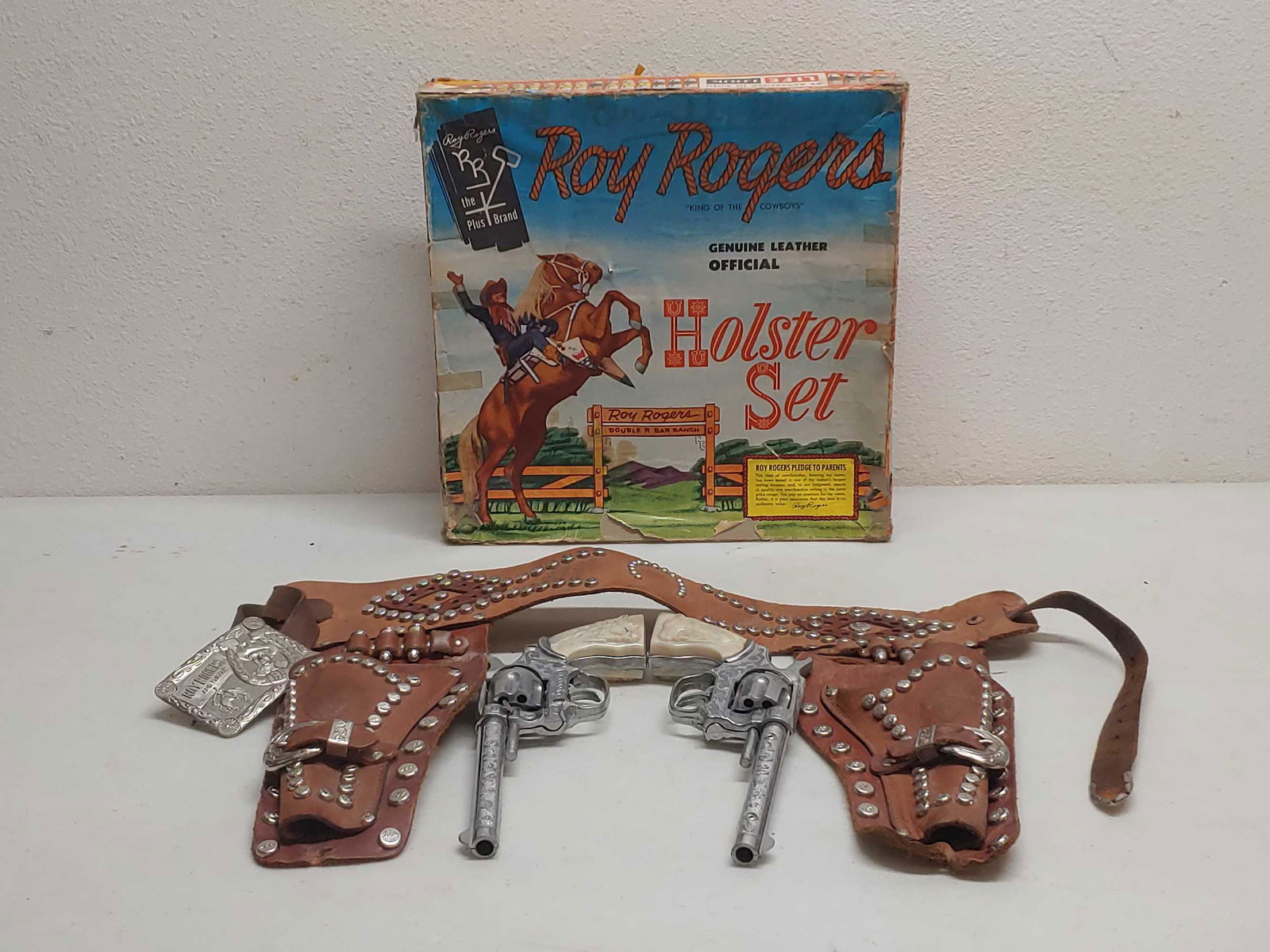 Roy Rogers Double Holster Set W/ Guns (1 of 13)
