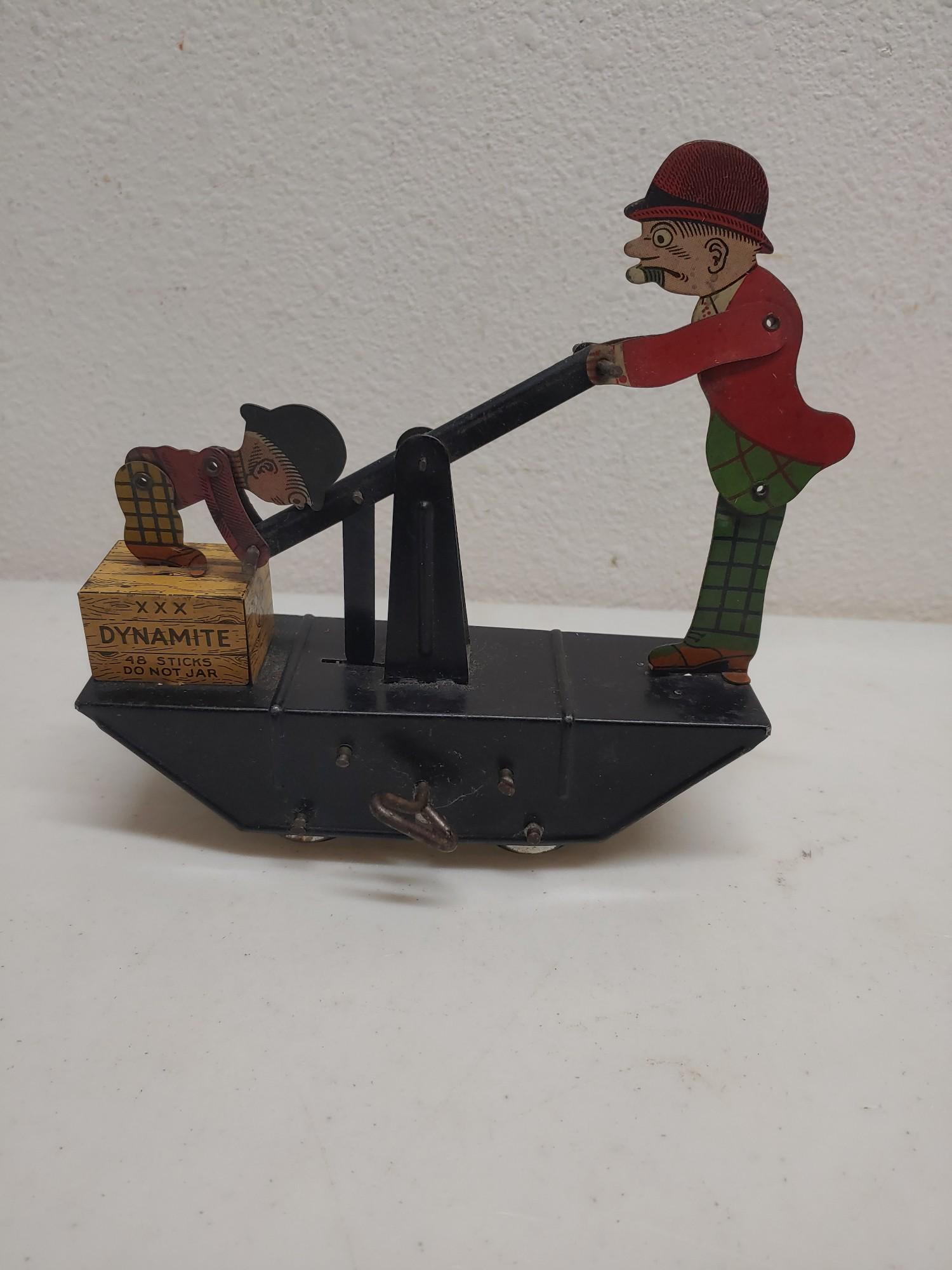 Marx Tin Wind-Up Moon Mullins & Kayo on Handcar Toy (1 of 8)