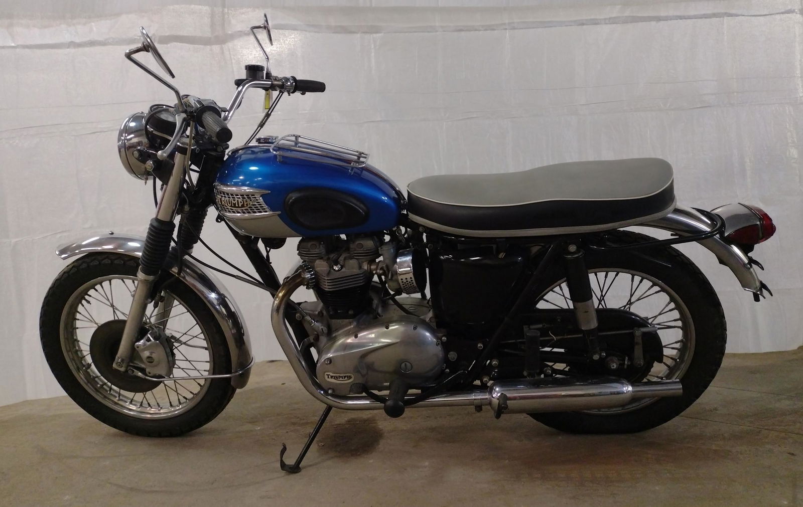 1968 TRIUMPH (1 of 13)