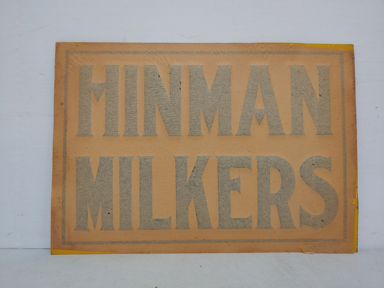 NOS SST Embossed Hinman Milkers Sign (1 of 5)