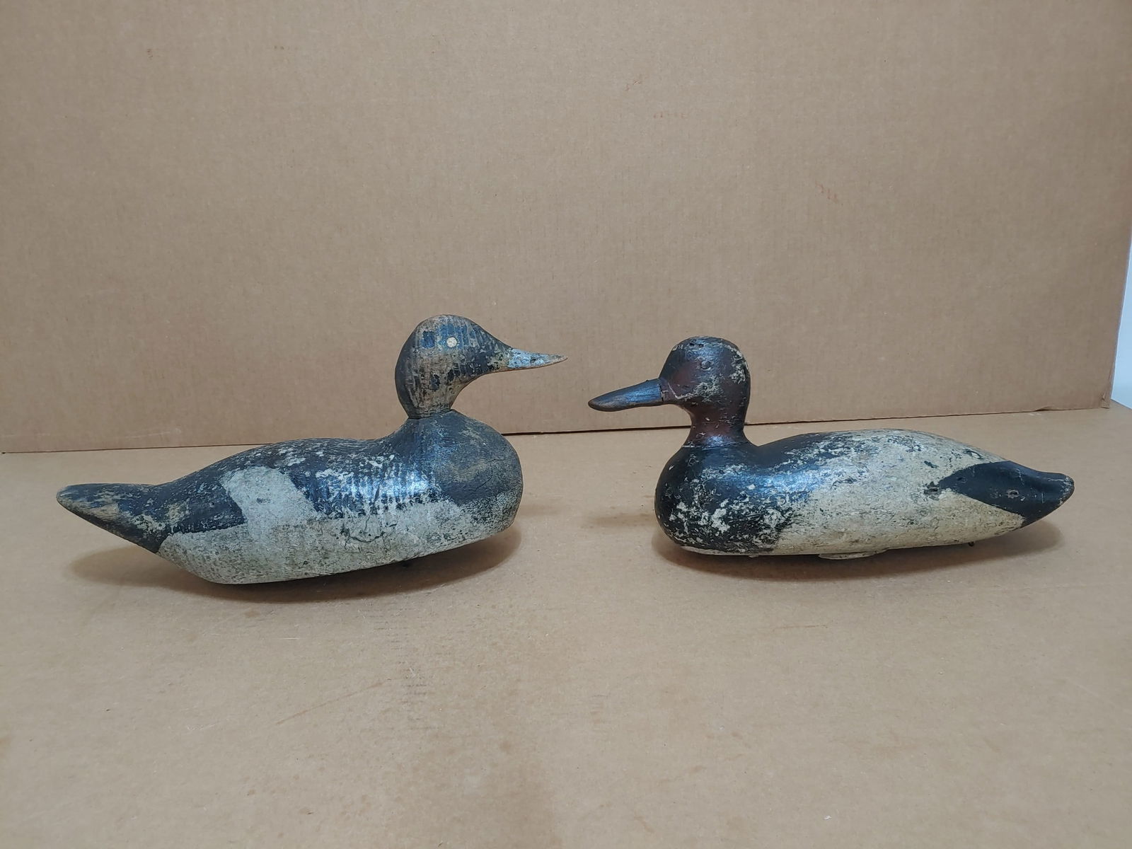 2 x Canvas Back Duck Decoy (1 of 5)