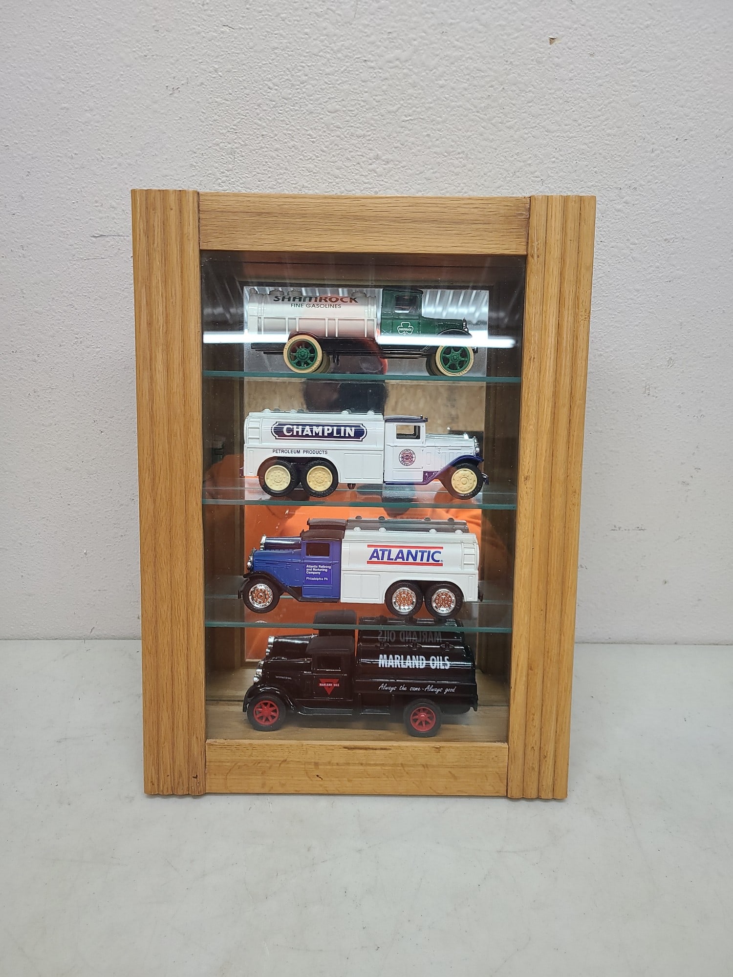 4 Ertl Diecast Banks (1 of 8)