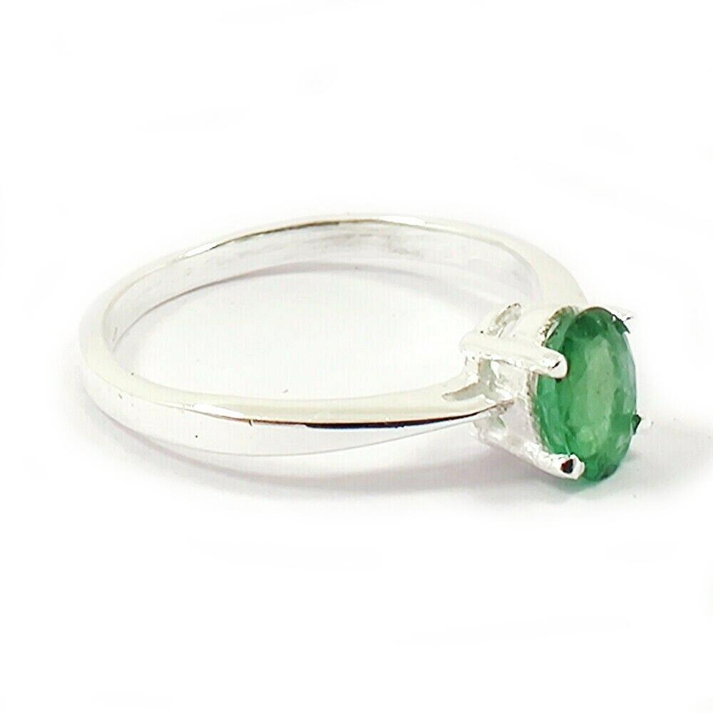 EMERALD 925 STERLING SILVER RING (1 of 4)