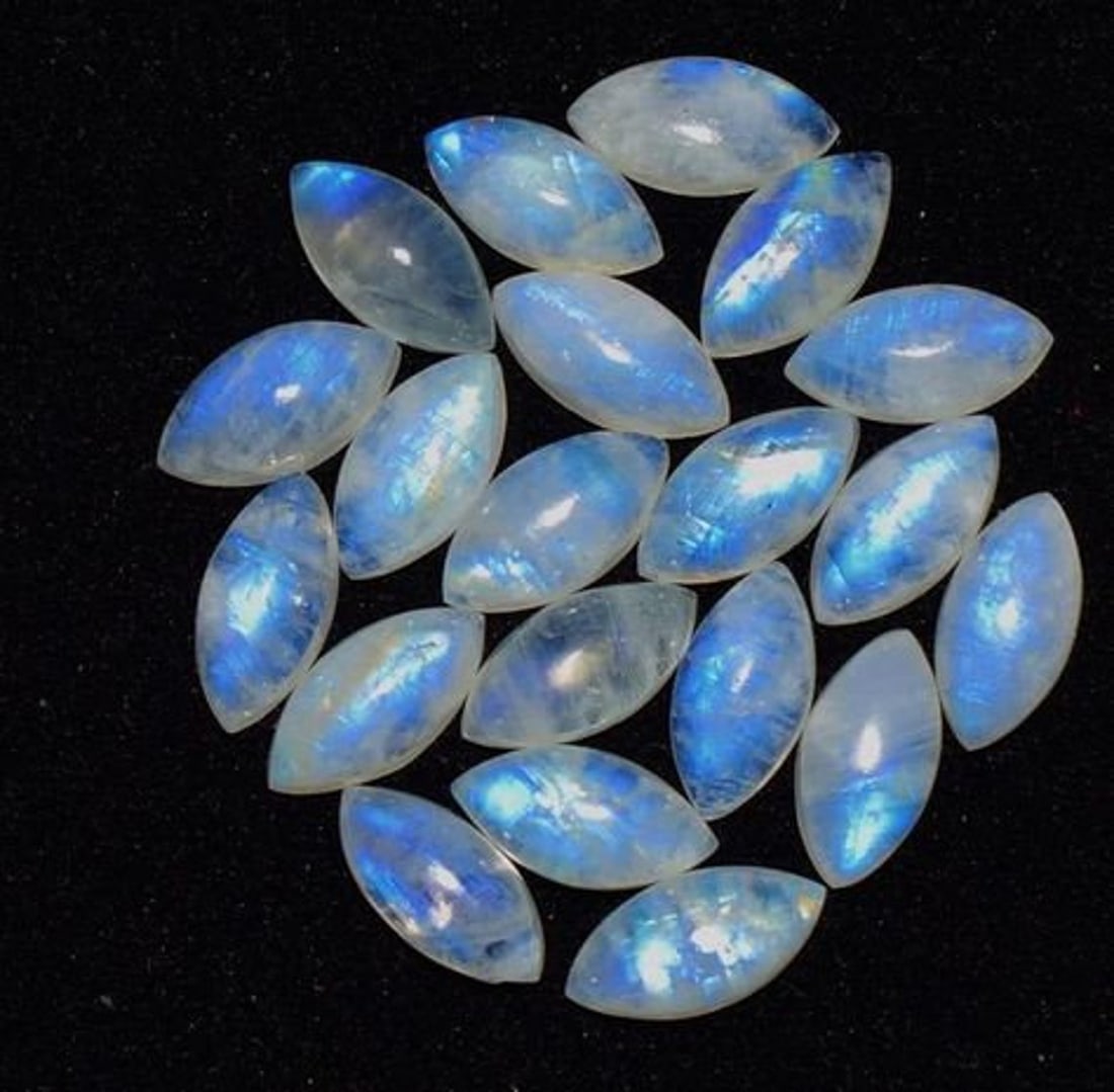 Rainbow Moonstone 6x12 MM Marquise Cabochon 20 Pieces: Natural Rainbow Moonstone 6x12 MM Marquise Cabochon 20 Pieces Gemstone : Rainbow Moonstone Shape : Marquise Size : 6x12 MM Color : Multicolor Type : Cabochon Quantity : 20 Pieces