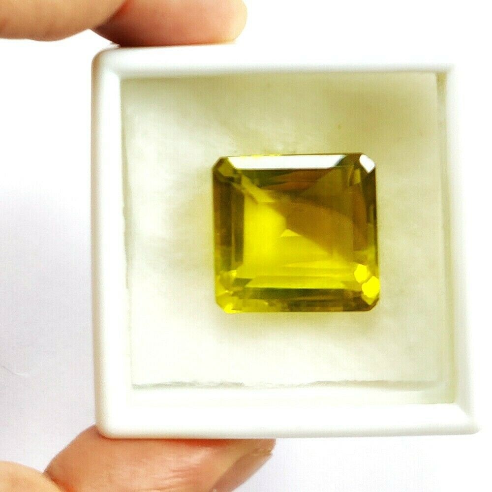 Natural Lemon Quartz Square Faceted Cut 47.9 Carats Gemstone: Natural Lemon Quartz Square Faceted Cut 47.9 Carats Gemstone Gemstone : Lemon Quartz Stone Shape : Square Stone Cutting Type : Faceted Cut Stone Weight : 47.9 Carats Stone Measurement : 21