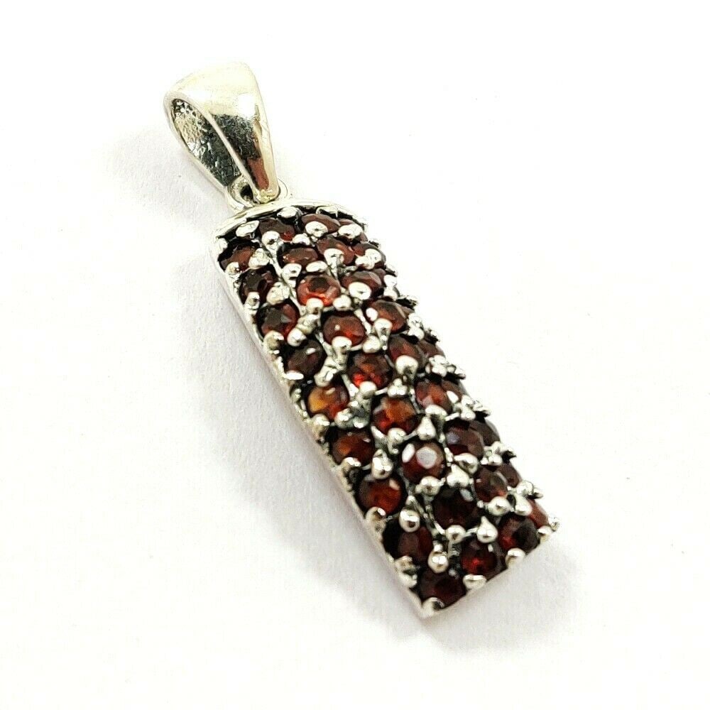 RED GARNET GEMSTONE 925 STERLING SILVER PENDANT (1 of 3)