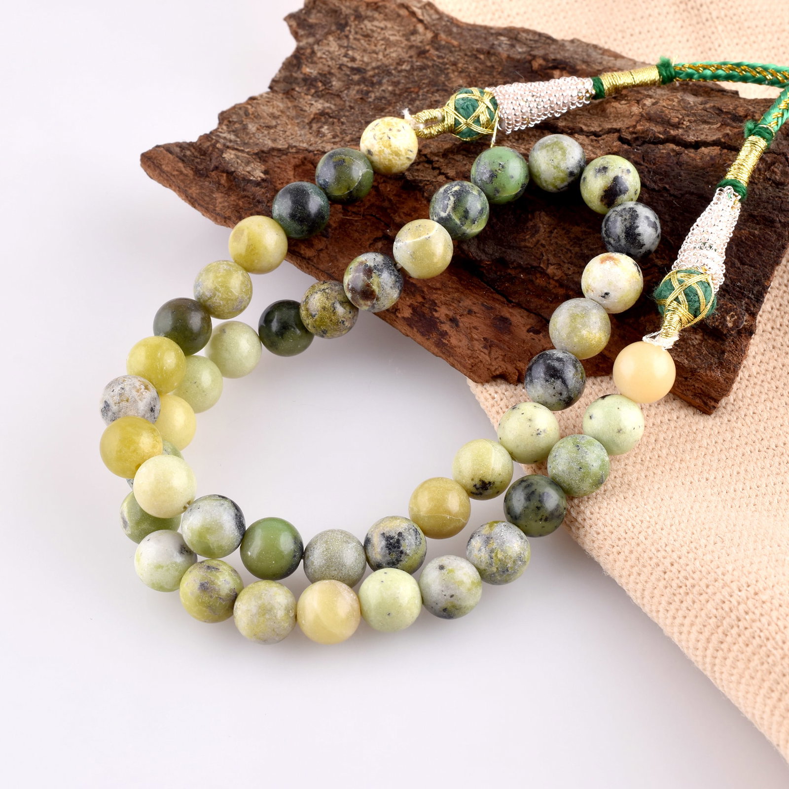 Natural Australian Jade Necklace 8 MM Round Smooth Beads Gemstone: NATURAL AUSTRALIAN JADE GEMSTONE 8 MM ROUND SMOOTH BEADS ADJUSTABLE NECKLACE PRODUCT TYPE : NECKLACE MAIN STONE : AUSTRALIAN JADE MAIN STONE SHAPE : ROUND MAIN STONE SIZE : 8 MM BEADS TYPE : SMOOTH