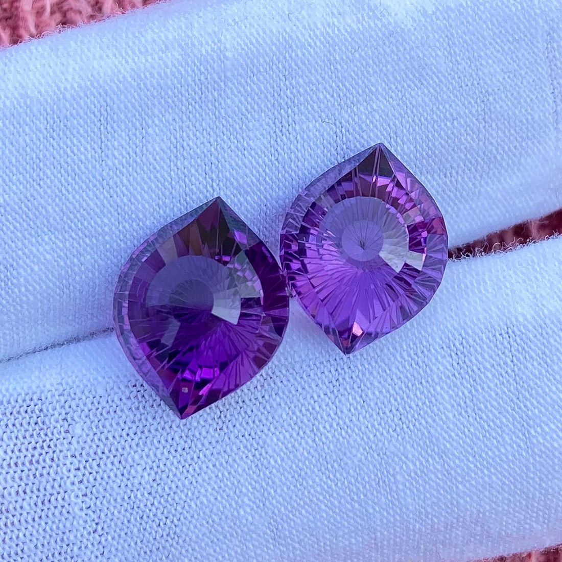 Natural Amethyst Eye Faceted Cut 11.6 Cts. Gemstone Pair (1 of 6)