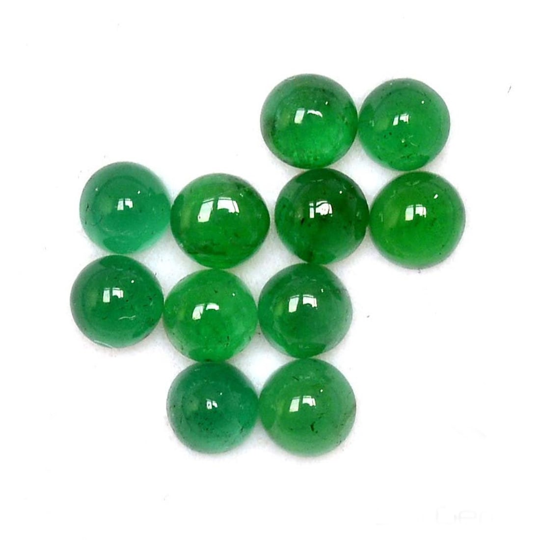 Emerald 5 MM Round Cabochon 20 Pieces: Natural Emerald 5 MM Round Cabochon 20 Pieces Gemstone : Emerald Shape : Round Size : 5 MM Color : Green Type : Cabochon Quantity : 20 Pieces Weight : 11.6 Carats