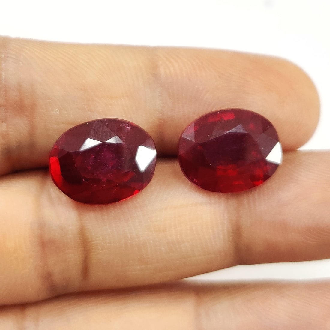 Natural Ruby Oval Faceted Cut 19.6 Cts. Gemstone Pair (1 of 3)