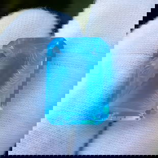 Natural Blue Topaz Octagon Cut Horse Carved Hand Cut 15.4 Cts. Gemstone: Natural Blue Topaz Octagon Cut Horse Carved Hand Cut 15.4 Cts. Gemstone Blue Topaz Shape : Octagon Cut Horse Carved Size : 18x13x8 MM Color : Blue Type :  Hand Cut Quantity : 1 Piece