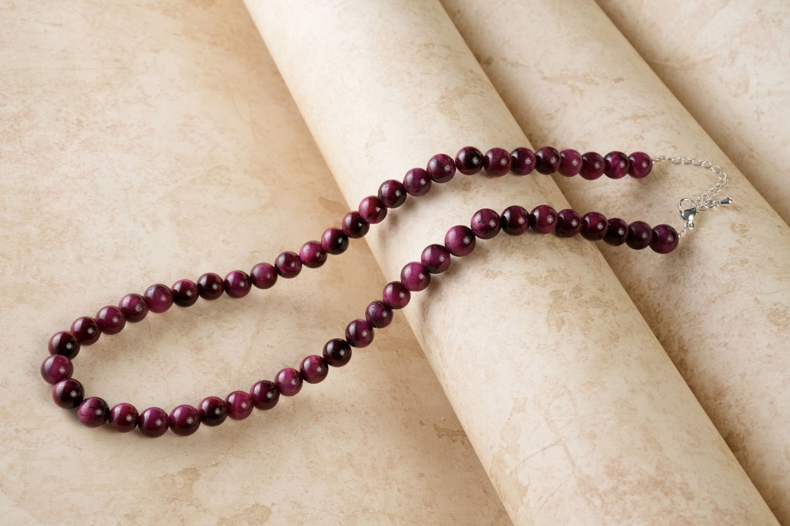 Natural Pink Tiger's Eye 8 MM Round Smooth Beads Necklace: Natural Pink Tiger's Eye 8 MM Round Smooth Beads Necklace Gemstone : Pink Tiger's Eye Shape : Round Beads Beads Size : 8 MM Beads Type : Smooth Necklace Length : 17.5 Inches + 2.5 Inches Adjustable
