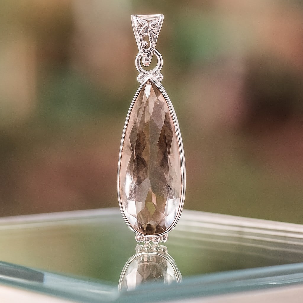 GREEN AMETHYST 92.5 STERLING SILVER PENDANT: GREEN AMETHYST 92.5 STERLING SILVER PENDANT Product Type : PENDANT Main Stone : GREEN AMETHYST Main Stone Color : GREEN Metal : STERLING SILVER Metal Purity : 925 Pendant Size : 1.2" Inches Pendant We