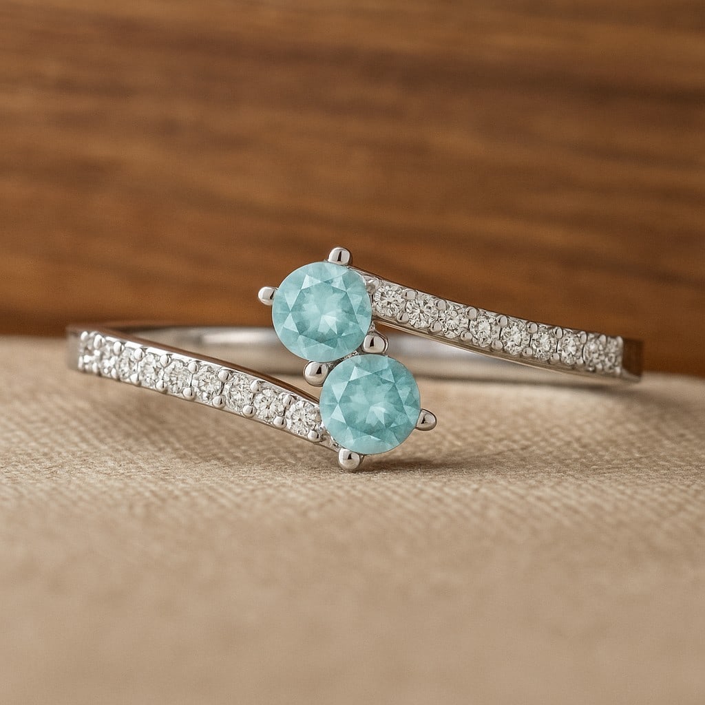 Natural Aquamarine Gemstone & Lab Grown Diamonds Silver Ring: Natural Aquamarine Gemstone & Lab Grown Diamonds Silver Ring Jewelry Type : Ring Gemstone : Natural Aquamarine Gemstone Shape : Round Gemstone Size : 3.5 MM Gemstone Quantity : 2 Pieces Diam