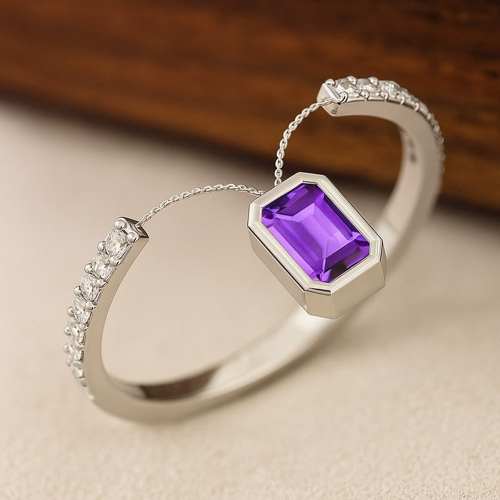 Natural Amethyst Gemstone & Lab Grown Diamonds Silver Ring: Natural Amethyst Gemstone & Lab Grown Diamonds Silver Ring Jewelry Type : Ring Gemstone : Natural Amethyst Gemstone Shape : Emerald Gemstone Size : 5x3 MM Gemstone Quantity : 1 Piece Diamond