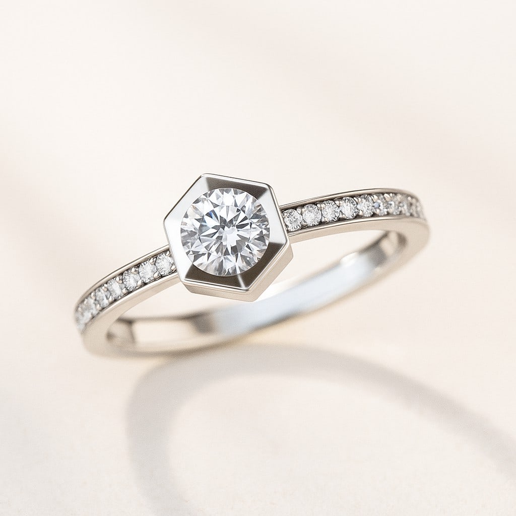 Lab Grown Diamond 92.5 Sterling Silver Ring: Lab Grown Diamond 92.5 Sterling Silver Ring Jewelry Type : Ring Gemstone : Lab Grown Diamond Gemstone Shape : Round Gemstone Size : 5 MM Gemstone Quantity : 1 Piece Diamond Type : Lab Gro