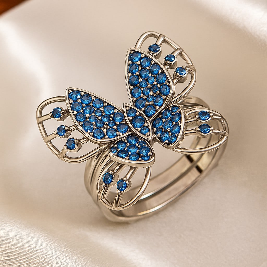 Natural Swiss Blue Topaz Gemstone 92.5 Sterling Silver Ring (1 of 7)