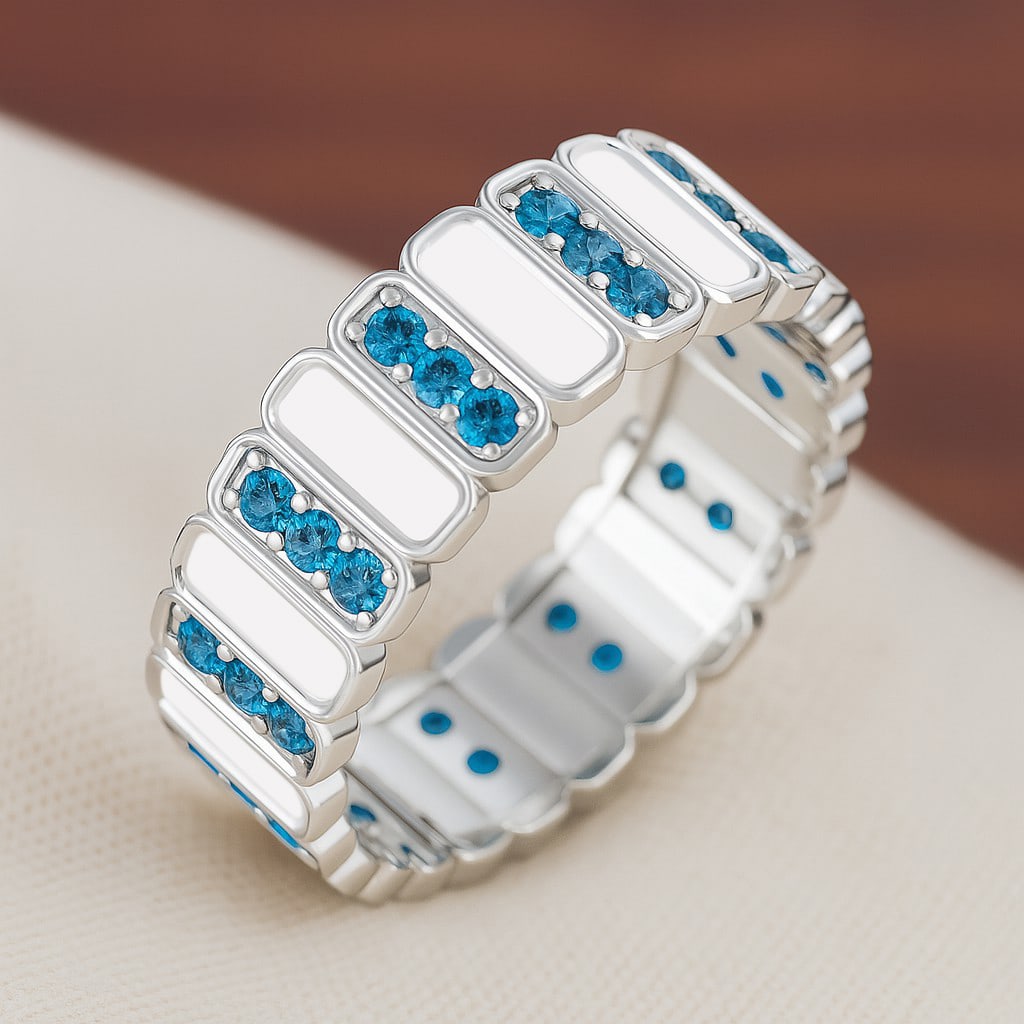 Natural Swiss Blue Topaz Gemstone 92.5 Sterling Silver Ring: Natural Swiss Blue Topaz Gemstone 92.5 Sterling Silver Ring Jewelry Type : Ring Gemstone : Natural Swiss Blue Topaz Gemstone Shape : Round Gemstone Size : 1.5 MM Gemstone Quantity : 36 Pieces<